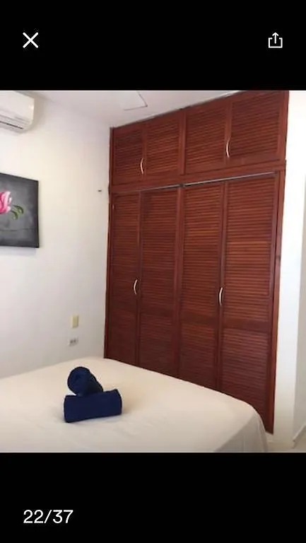 신데 델 카르멘 Departamento Del Carmen 아파트 0*, 신데 델 카르멘